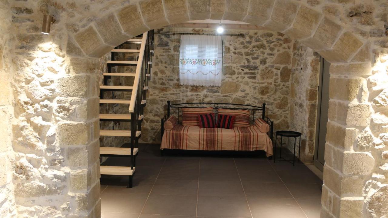 Mouri Village Aikirgiannis Extérieur photo