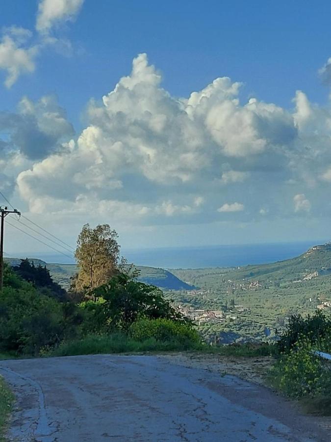 Mouri Village Aikirgiannis Extérieur photo